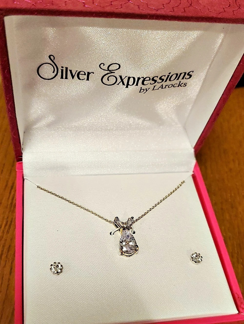 Silver Expressions by Larocks Crystal Teardrop Necklace & Earrings Set NIB